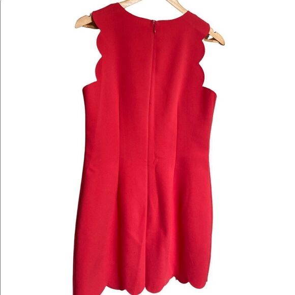 J. Crew Classic Coral Scalloped Shift Dress Size 4 - Picture 3 of 5